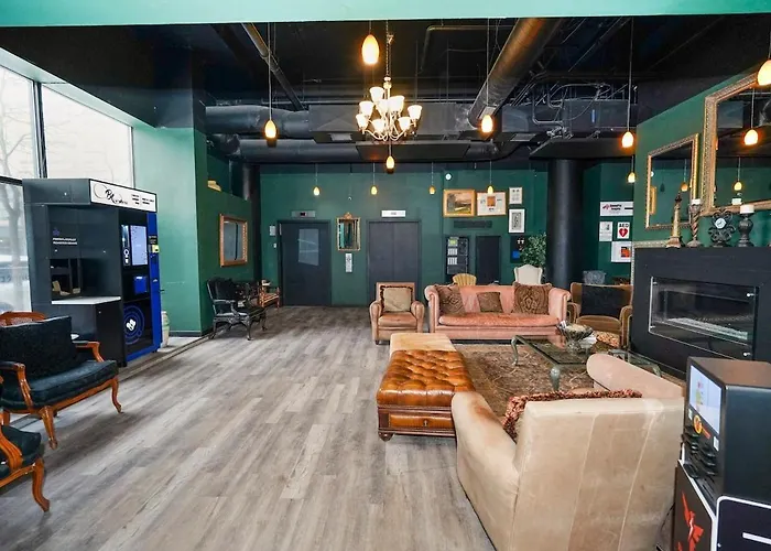 Apartment Mccormick Place Beautiful With Optional Parking And Gym Access Sleeps 4 Near Soldier Field And Downtown *
