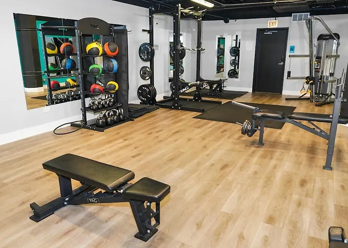 Mccormick Place Beautiful With Optional Parking And Gym Access Sleeps 4 Near Soldier Field And Downtown Chicago